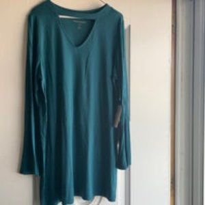 BNWT Woman Within Women’s size 14-16 Tunic